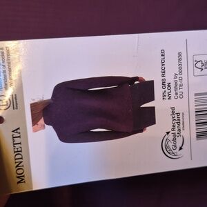 Mondetta - Active Top - Ribbed - 1/2 Zip with side zip pocket